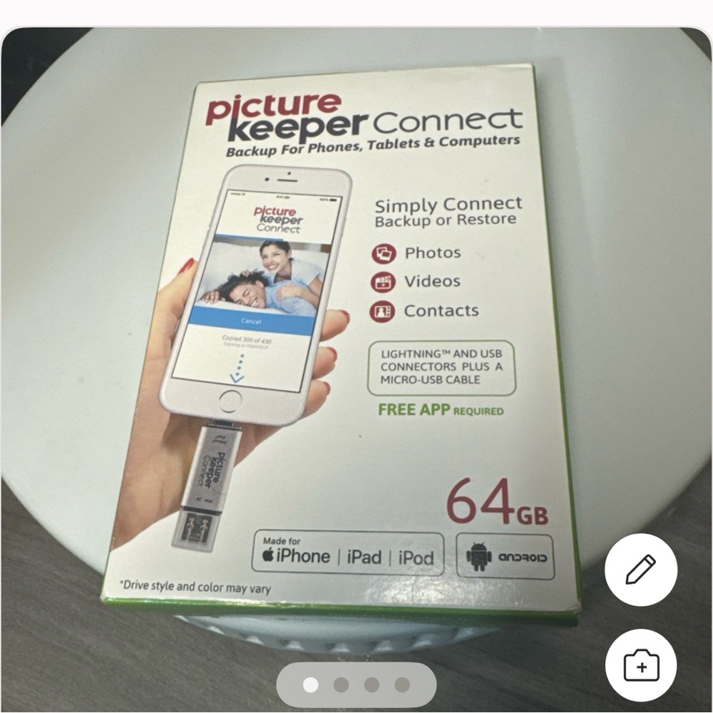 Casio Picture Keeper Connect 64GB - White and Green Packaging